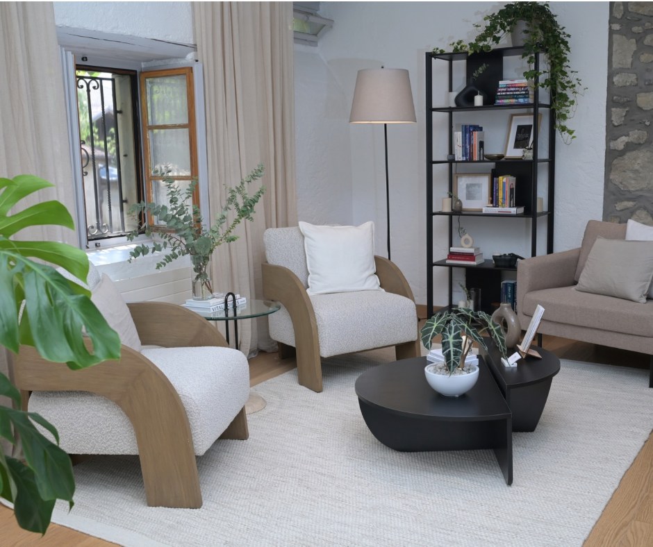 Fully Furnished Therapy Office/Cabinet for Rent | Lutry